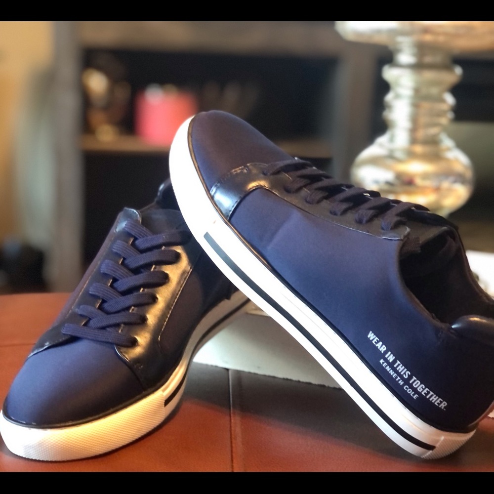 KENNETH COLE Kam Stripe Sneakers